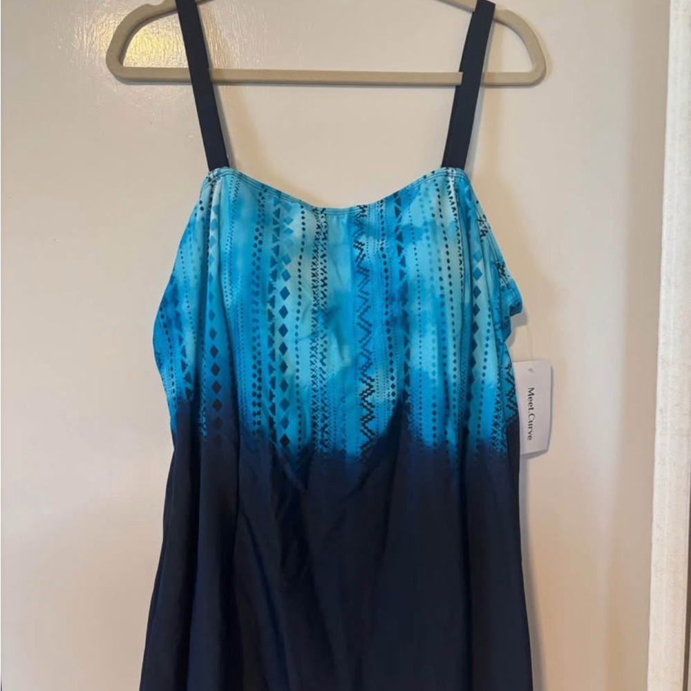 Elegant Blue Ombre Women's One Piece Swimsuit